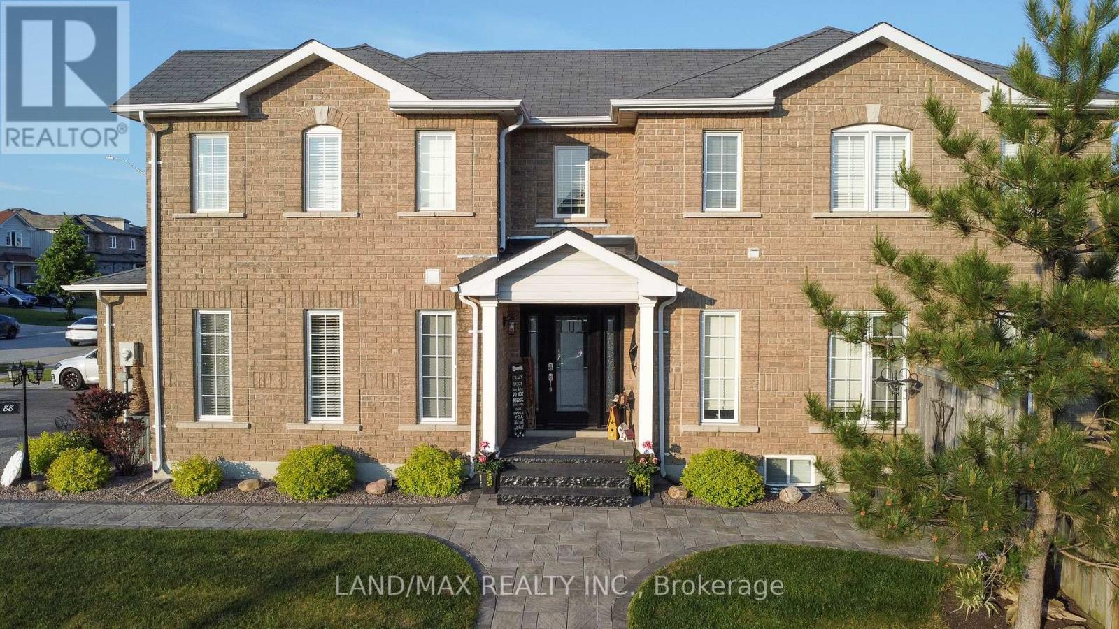 88 Lookout Street, Essa (Angus), Ontario  L3W 0E6 - Photo 24 - N12234531