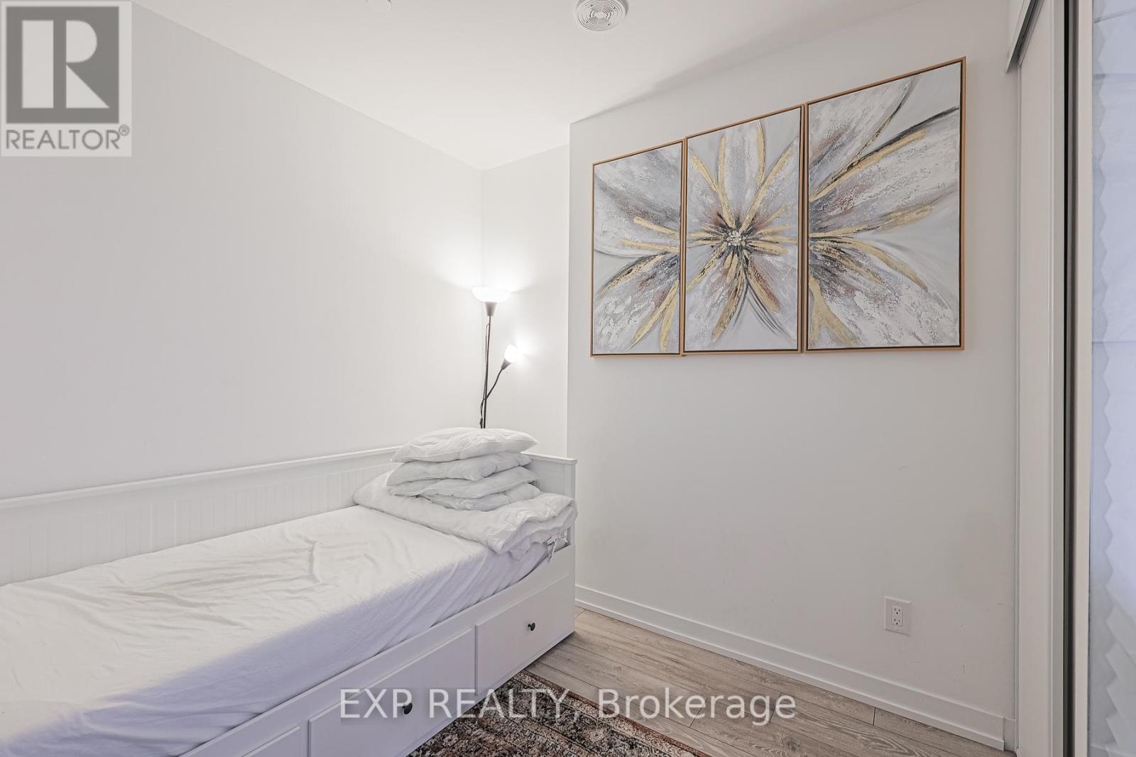312 - 3100 Keele Street, Toronto, Ontario  M3M 0E1 - Photo 10 - W12234518