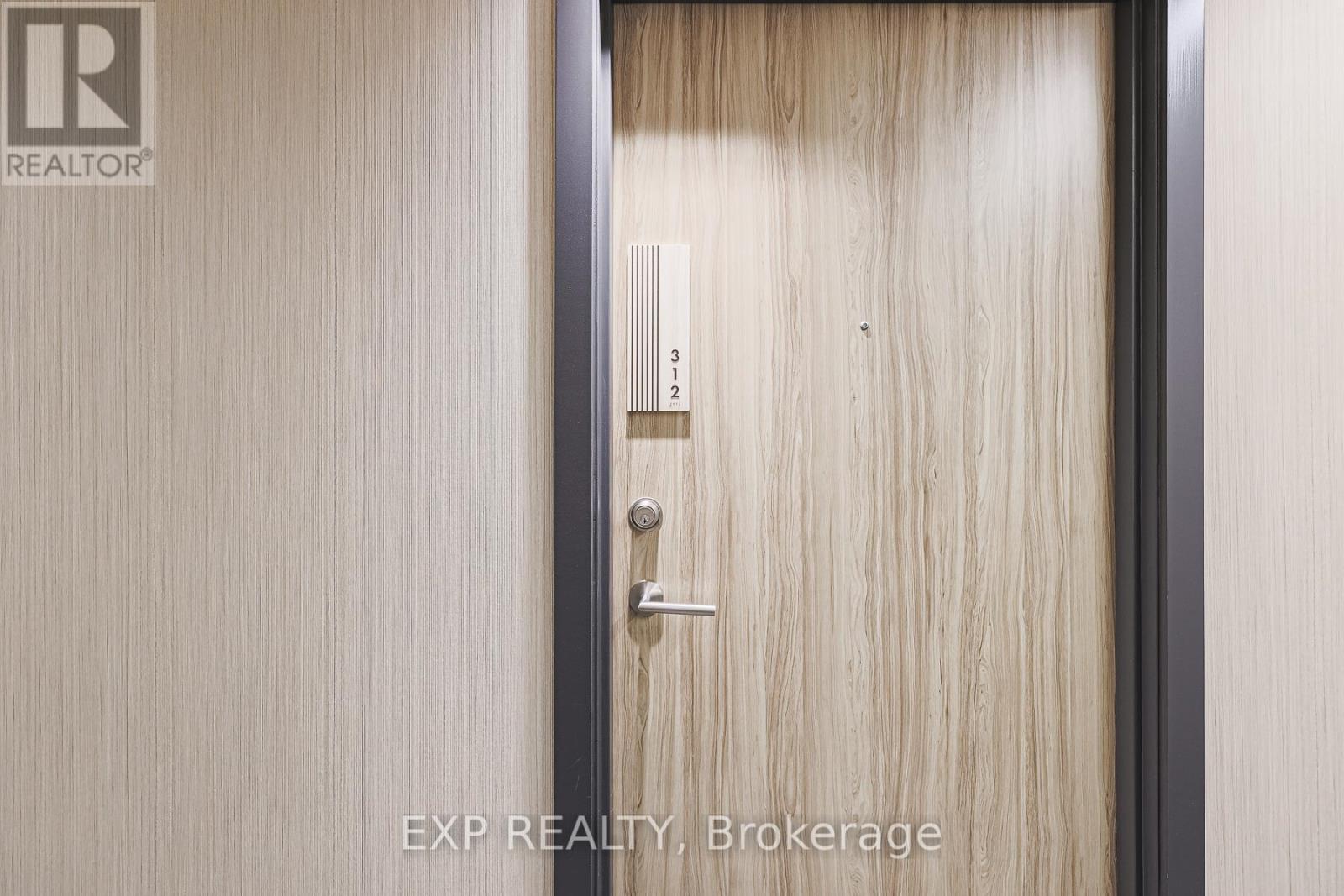 312 - 3100 Keele Street, Toronto, Ontario  M3M 0E1 - Photo 4 - W12234518