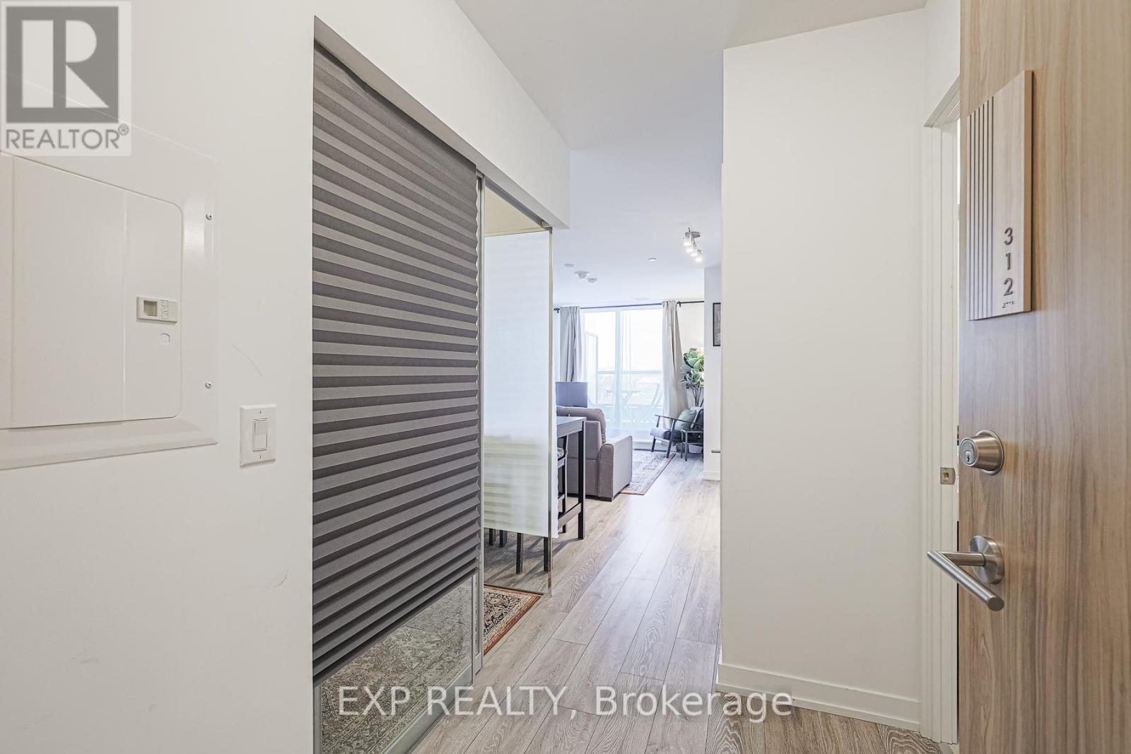 312 - 3100 Keele Street, Toronto, Ontario  M3M 0E1 - Photo 5 - W12234518