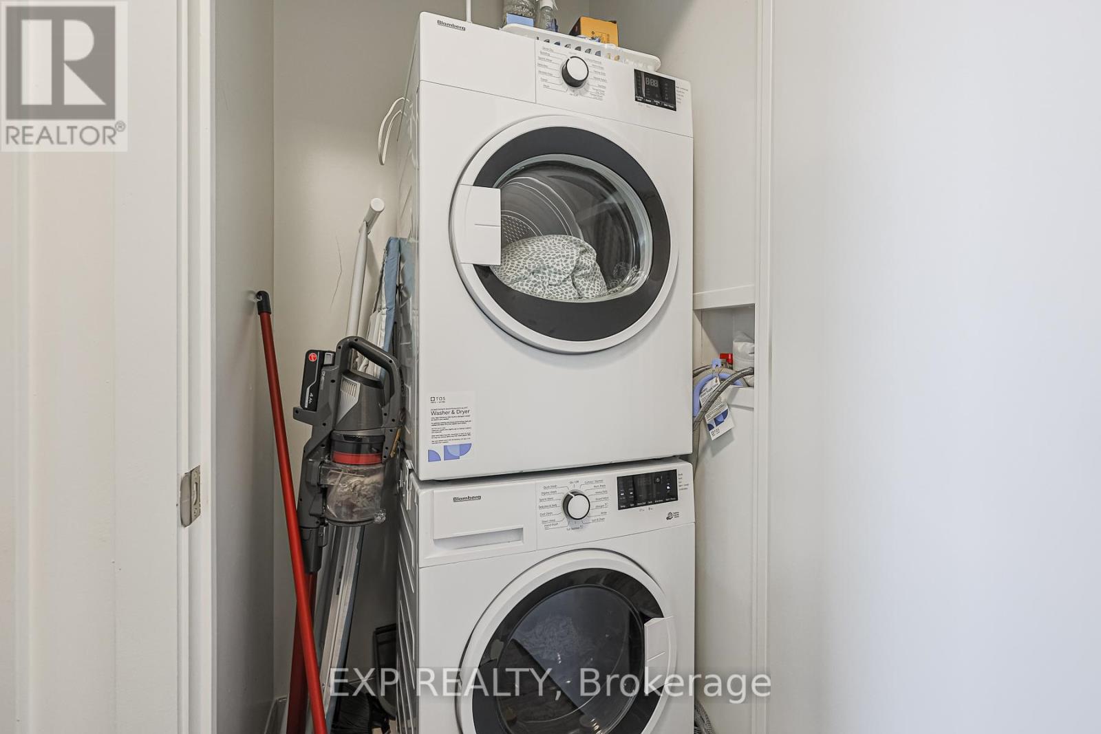 312 - 3100 Keele Street, Toronto, Ontario  M3M 0E1 - Photo 9 - W12234518
