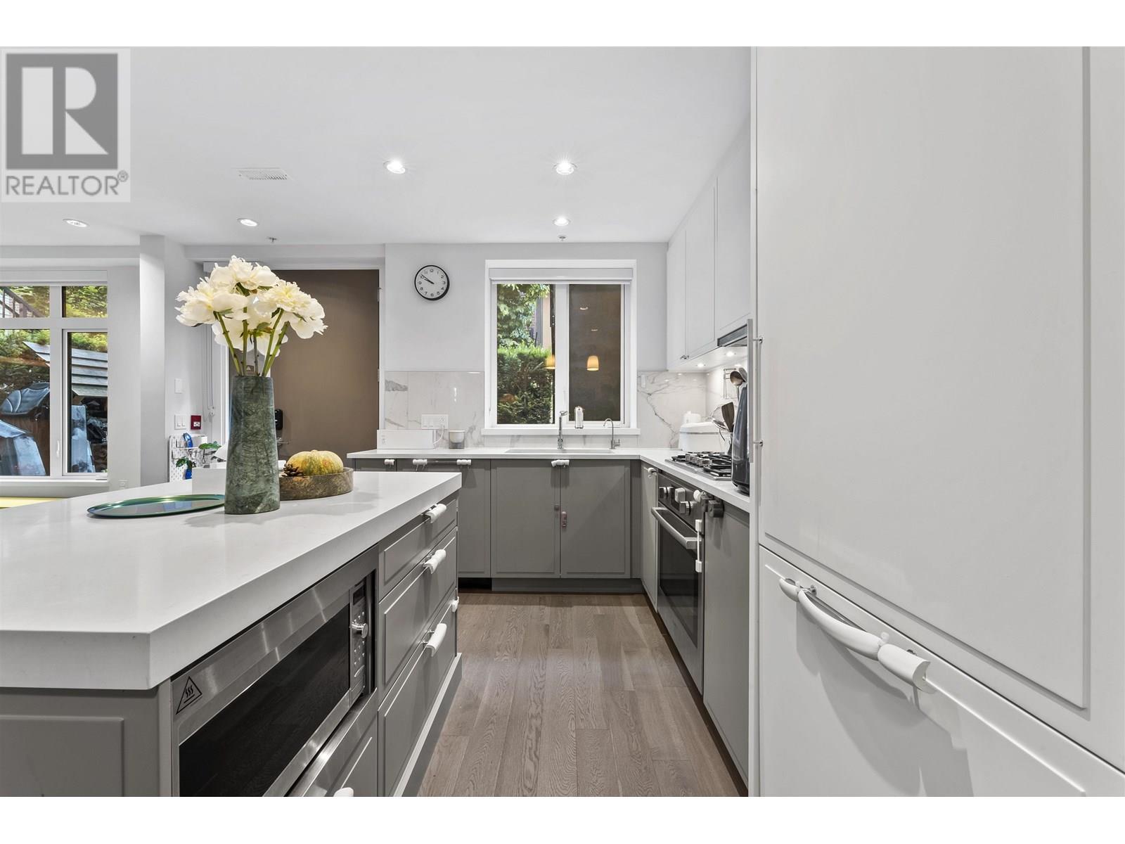 7605 Yukon Street, Vancouver, British Columbia  V5X 2Y4 - Photo 13 - R3018091