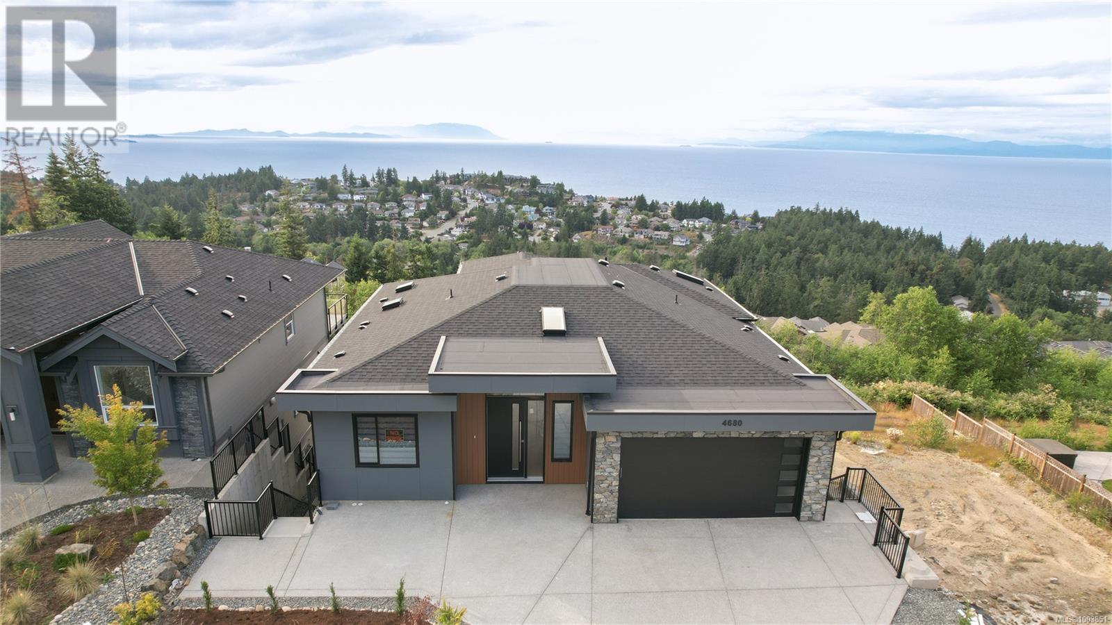 Property at 4680 Ambience Dr image 5