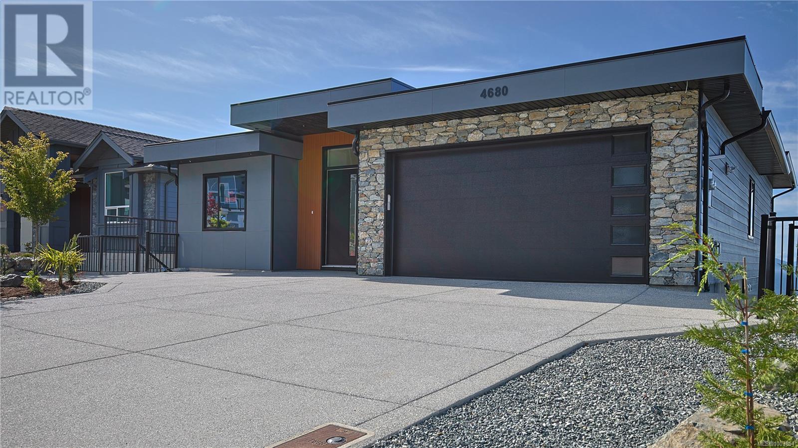 Property at 4680 Ambience Dr image 4