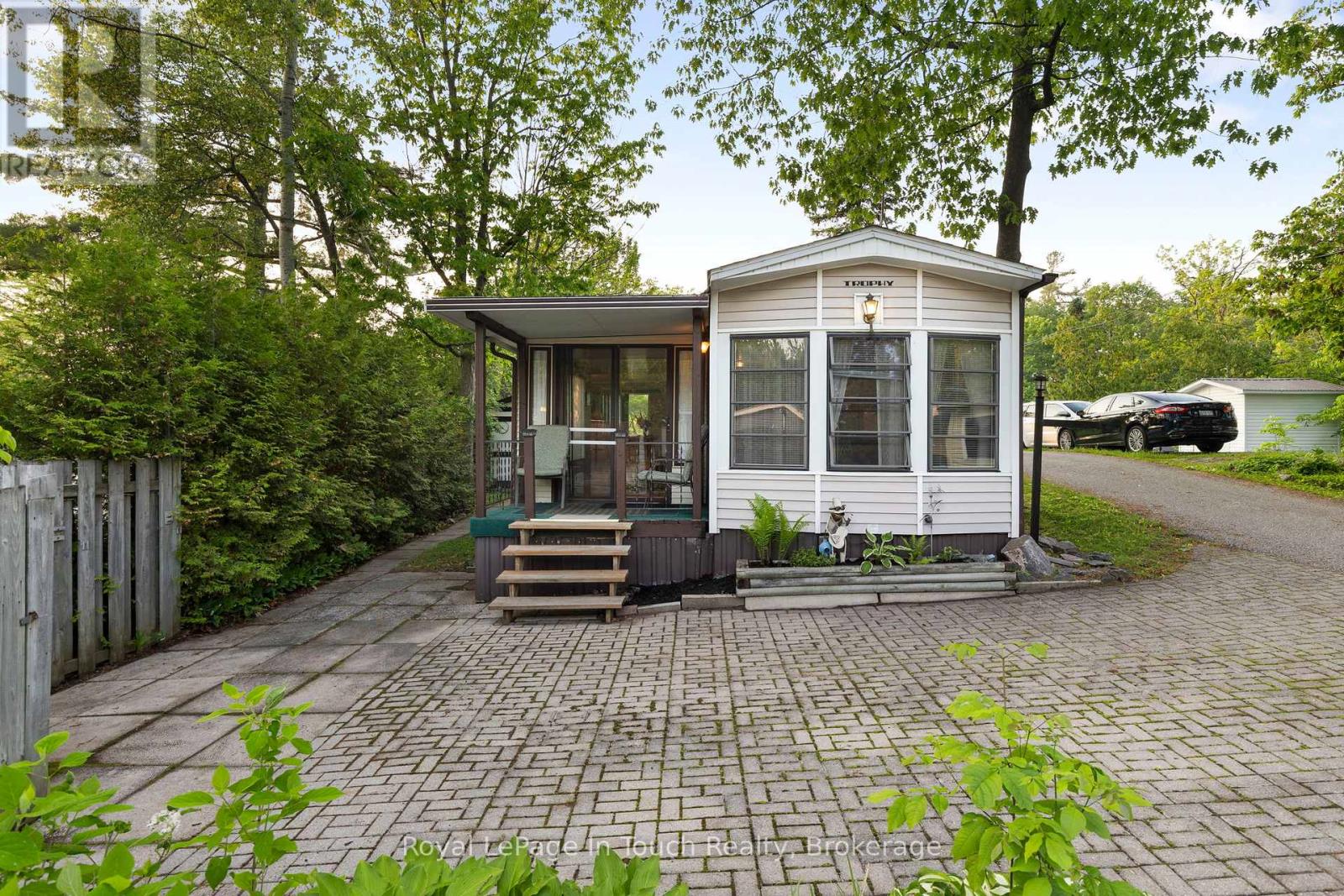 #130 - 164 Lone Pine Road, Georgian Bay (Baxter), Ontario  L0K 1S0 - Photo 3 - X12234605