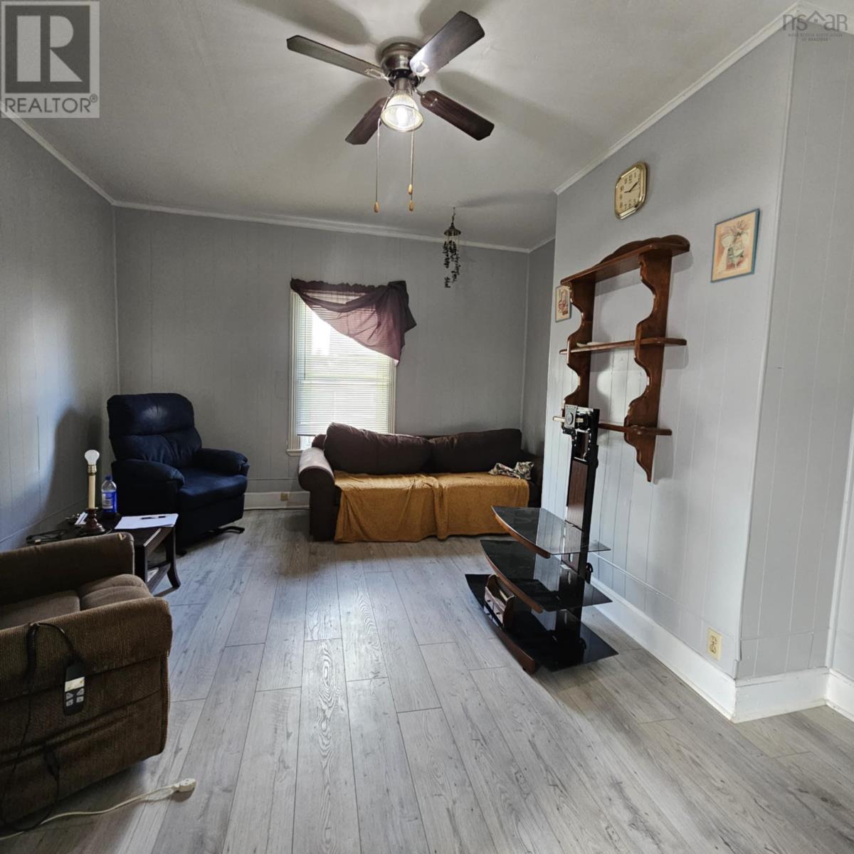 24- 26 Glebe Street, Sydney, Nova Scotia  B1P 1S2 - Photo 5 - 202515195