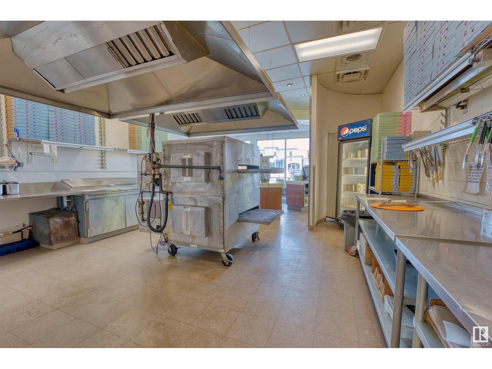 5121 50 Av, Cold Lake, Alberta  T9M 1P4 - Photo 11 - E4443388