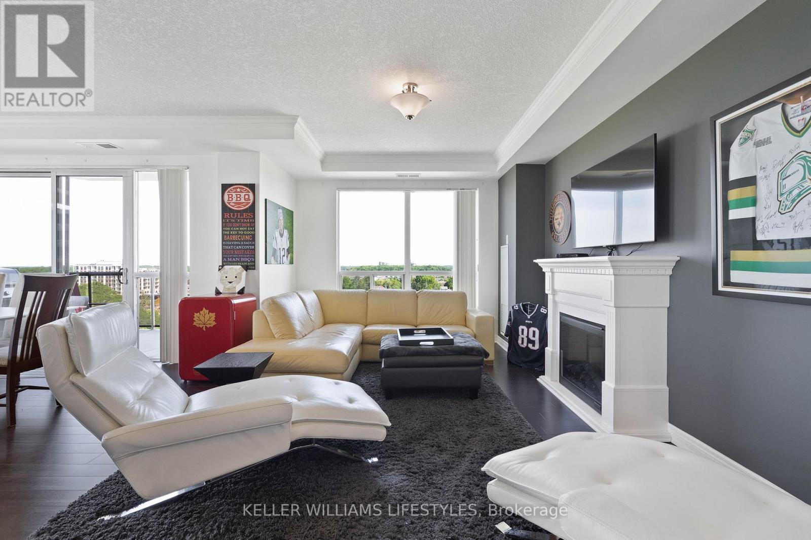 Property at 1004 - 1030 CORONATION DRIVE image 5