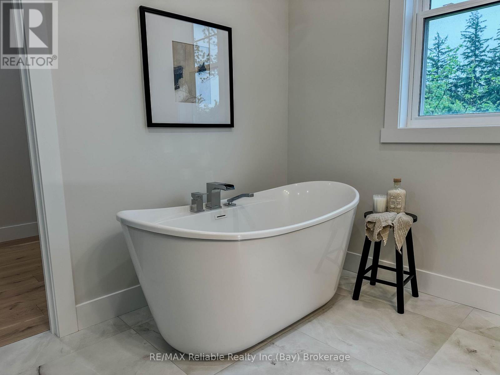 8 Thimbleweed Drive, Bluewater, Ontario  N0M 1G0 - Photo 30 - X10780361