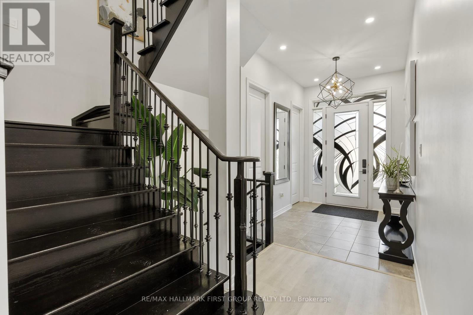 Property at 133 AUCKLAND DRIVE image 4