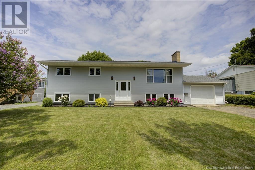 Property at 9 Dahlia Drive image 1