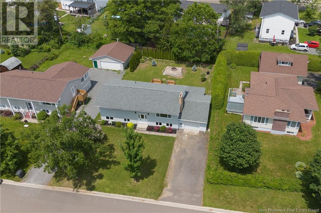 Property at 9 Dahlia Drive image 5