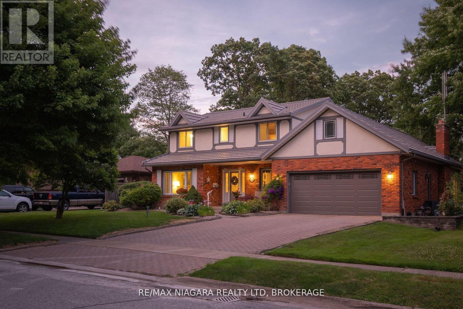 Property at 2550 NOELLA COURT image 2
