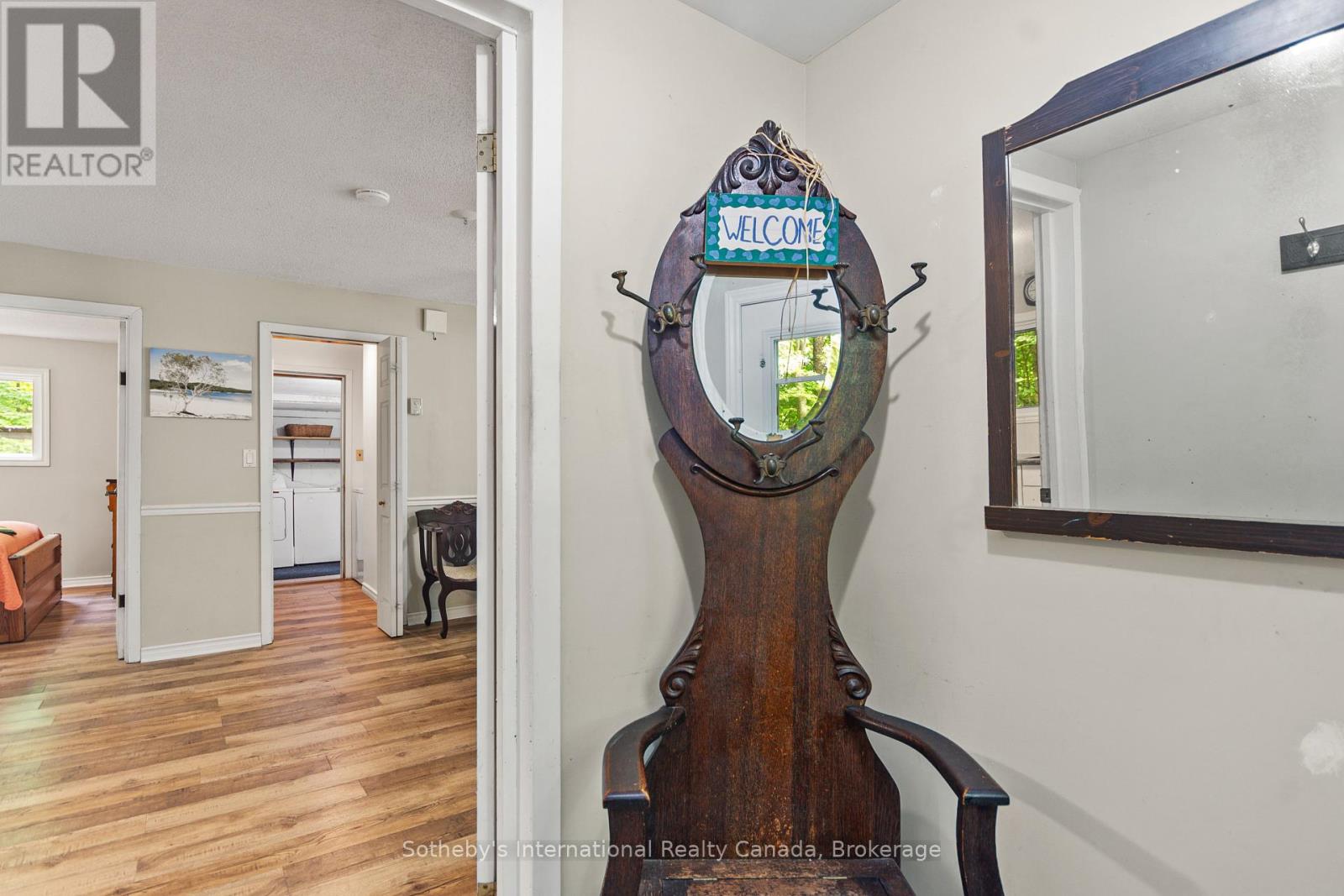 Property at 31 MEADOWS AVENUE image 2