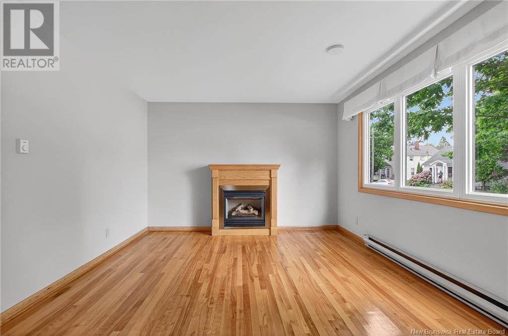 Property at 106 Rockland Drive image 4