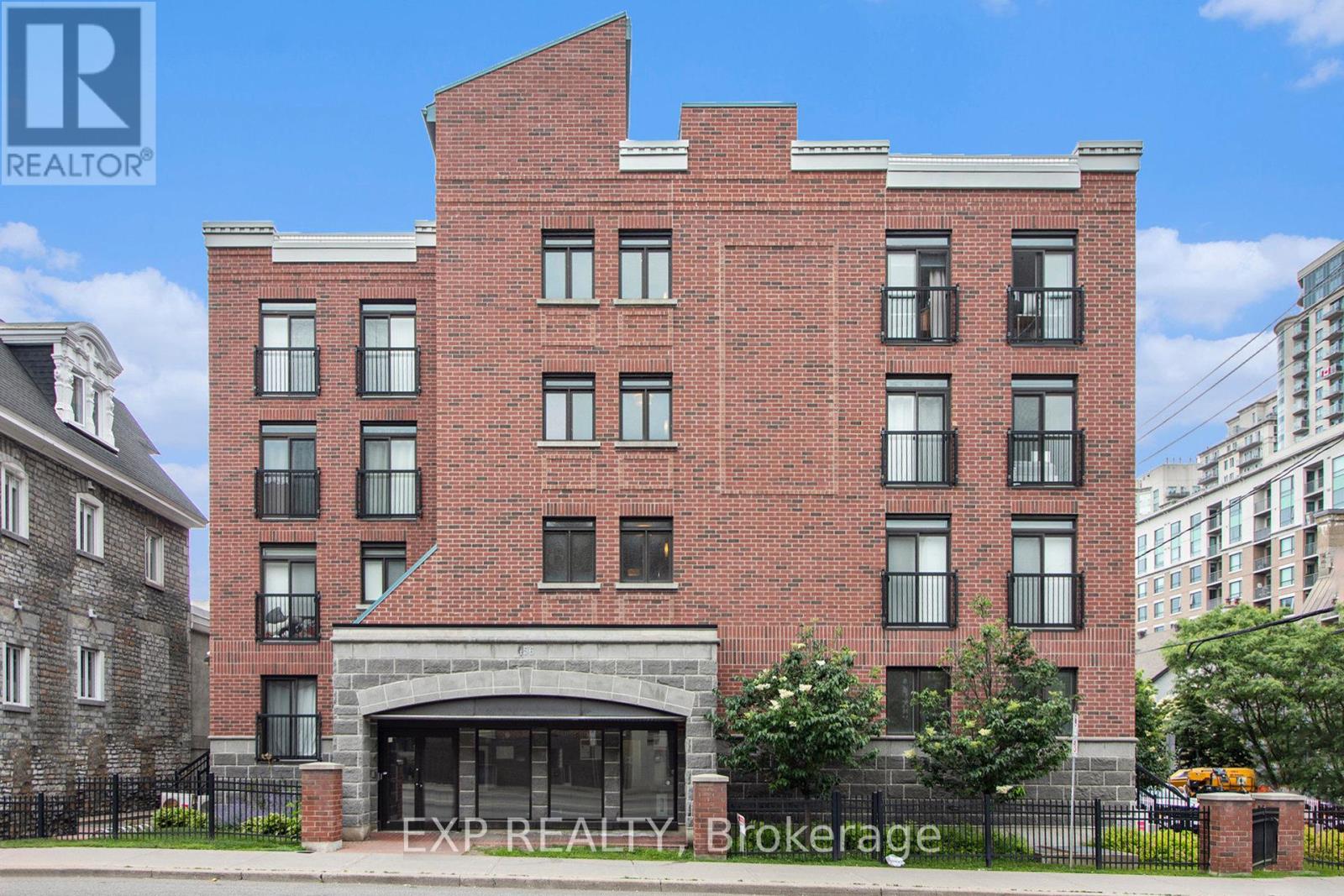 201 - 146 Daly Avenue, Ottawa, Ontario  K2N 6E9 - Photo 3 - X12234641