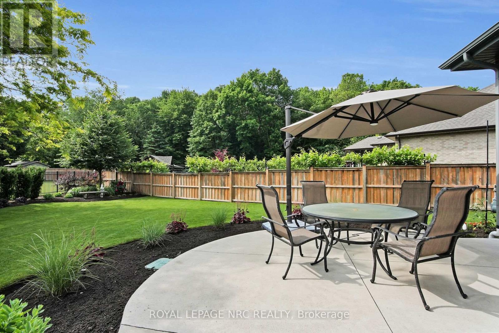 49 Ashby Crescent, Strathroy-Caradoc, Ontario  N7G 0C9 - Photo 45 - X12234687