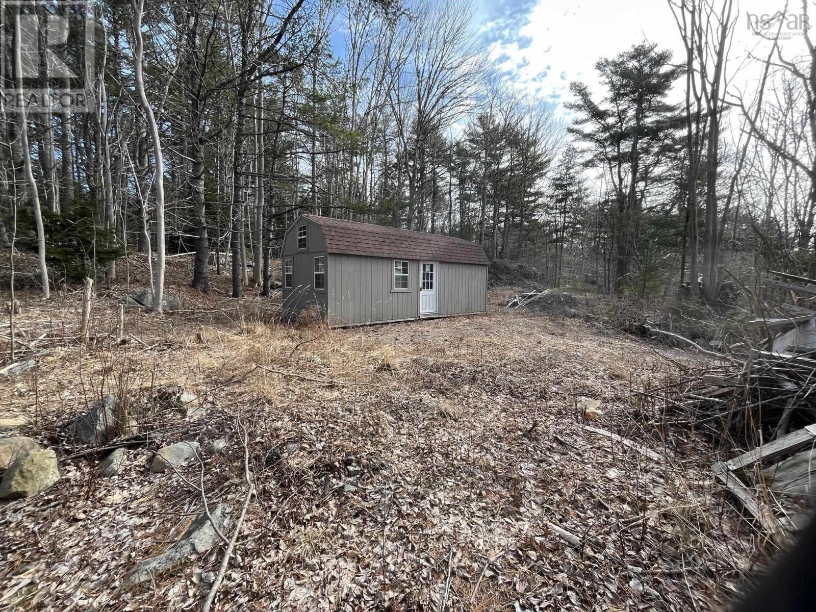 579 Highway 8, Milton, Nova Scotia  B0T 1P0 - Photo 1 - 202506245