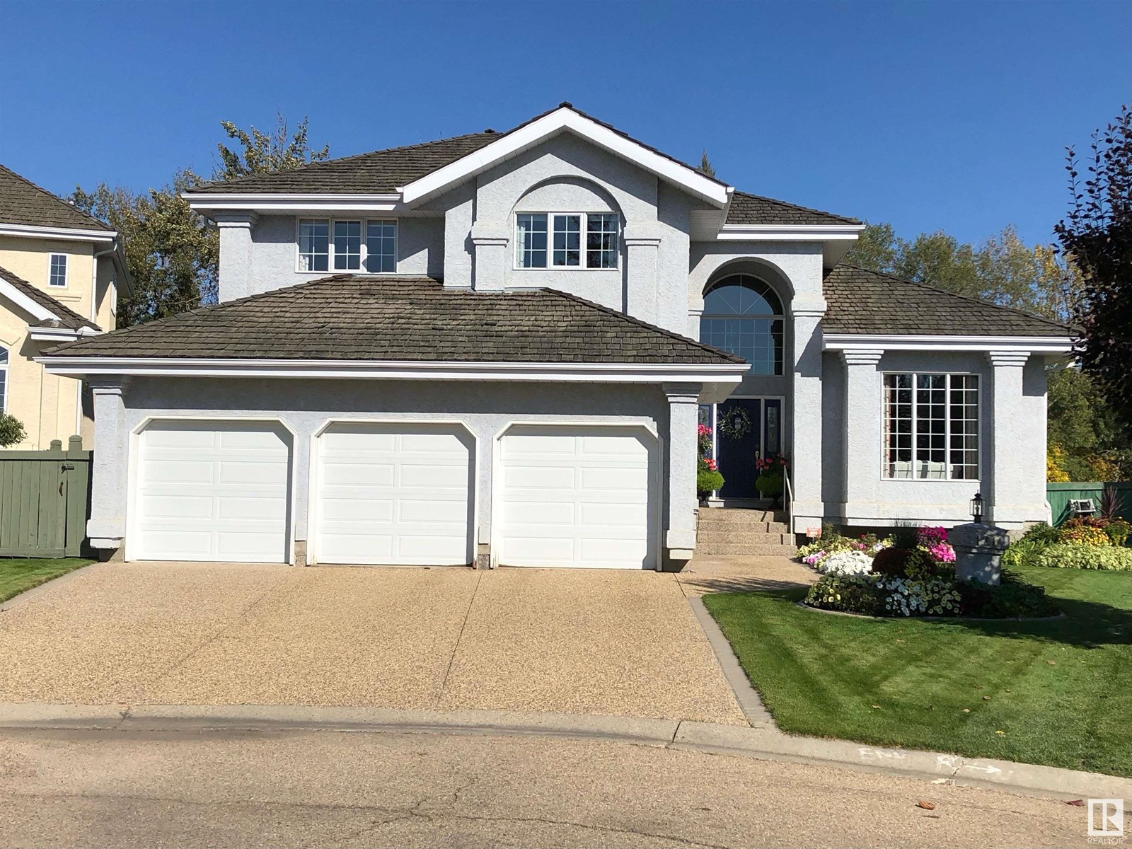 Property at 121 Weaver DR NW NW image 1