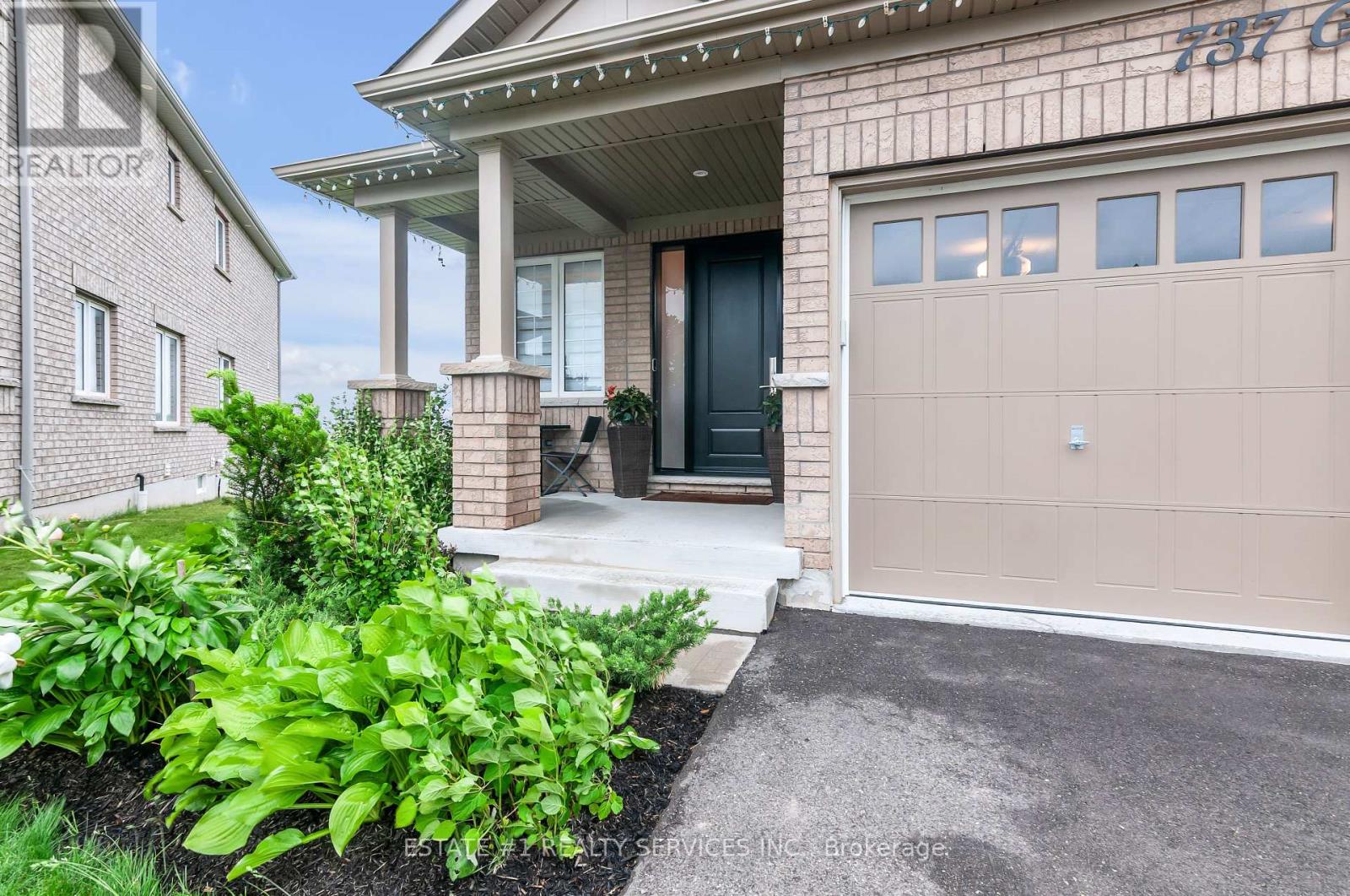 Property at 737 GILMOUR CRESCENT image 4