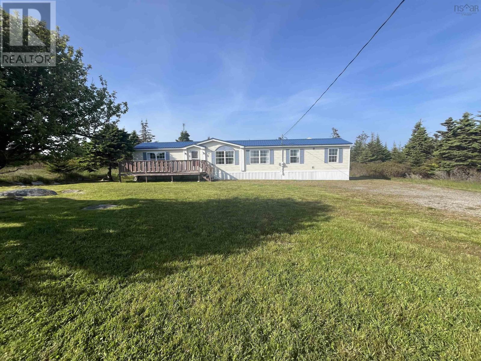 21 Stoddart Drive, Clark's Harbour, Nova Scotia  B0W 1P0 - Photo 2 - 202515207