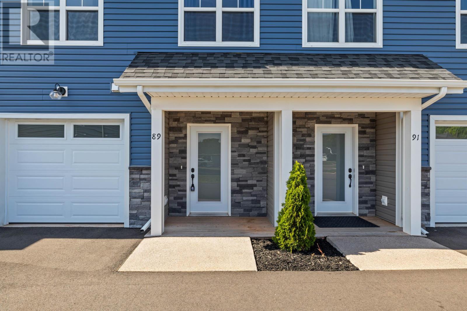 Property at 89 Harold Court image 3