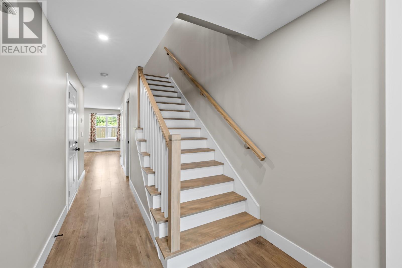 Property at 89 Harold Court image 4