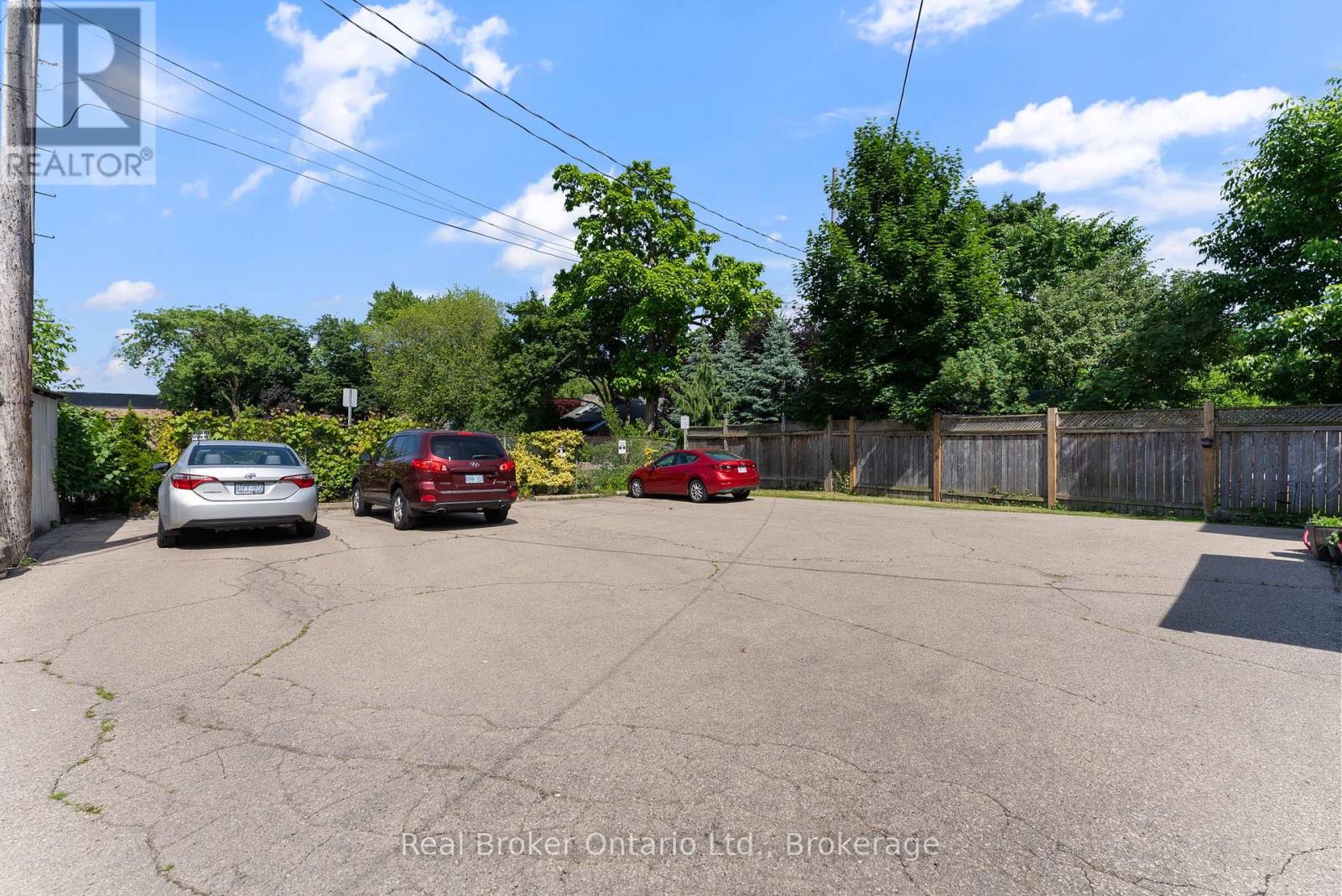 5 - 985 Kingsway Drive, Burlington, Ontario  L7T 3J1 - Photo 19 - W12234735