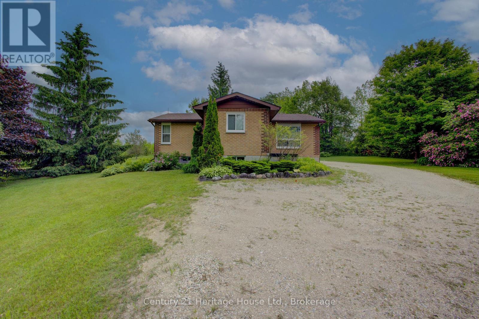573433 Boot Jack Ranch Road, West Grey, Ontario  N0C 1K0 - Photo 2 - X12234766