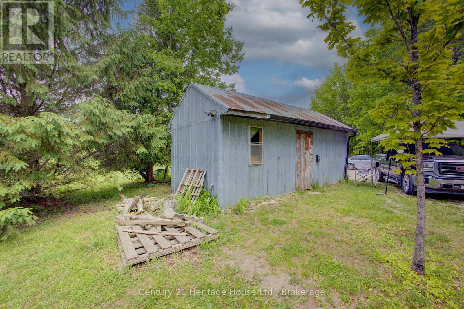 573433 Boot Jack Ranch Road, West Grey, Ontario  N0C 1K0 - Photo 33 - X12234766
