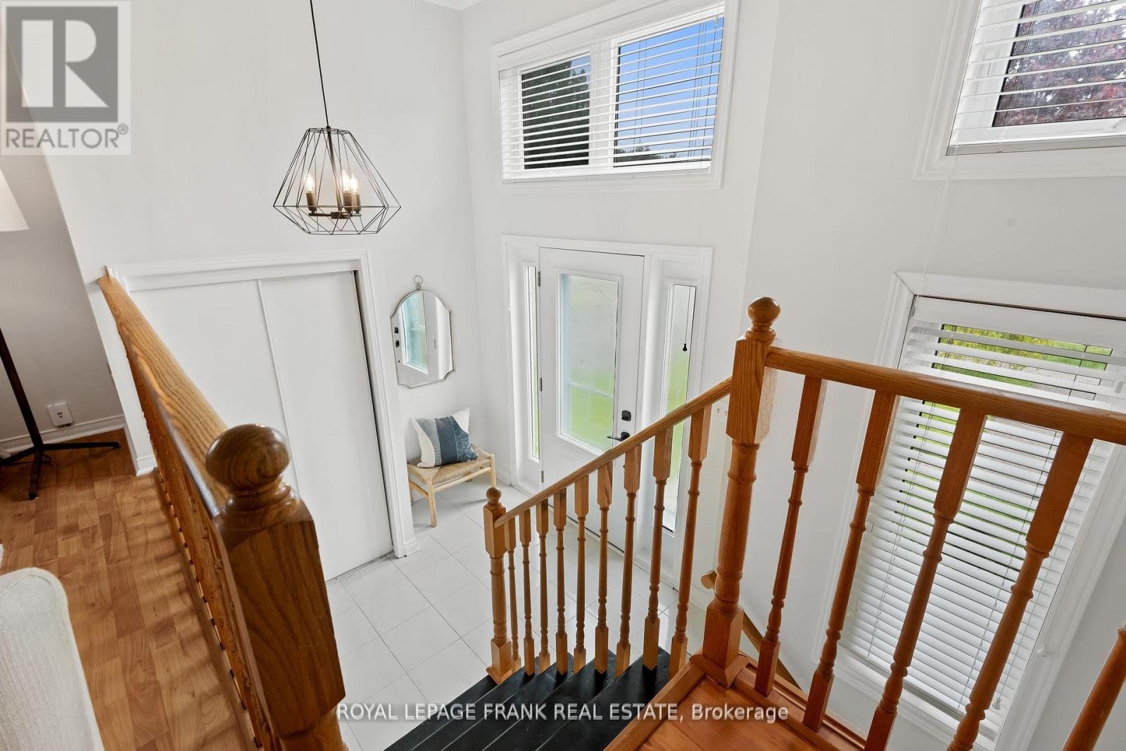 Property at 95 CHAMPINE SQUARE image 5