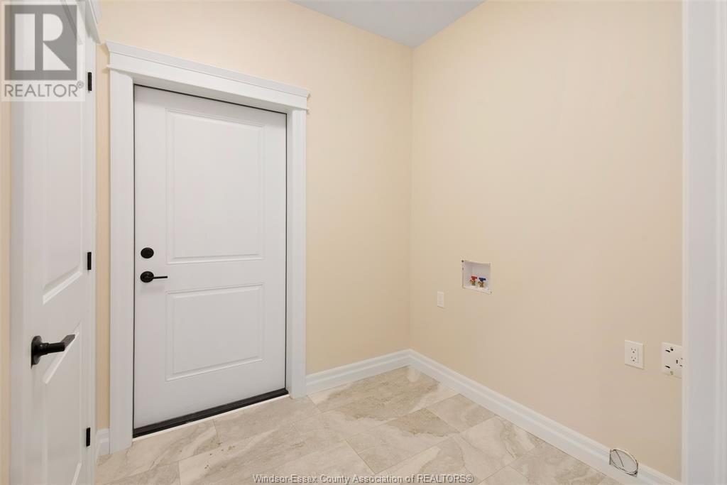 53 Belleview, Kingsville, Ontario  N0R 1B0 - Photo 25 - 25015653