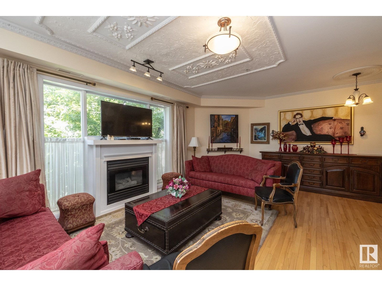 Property at #206 10939 82 AV NW image 2