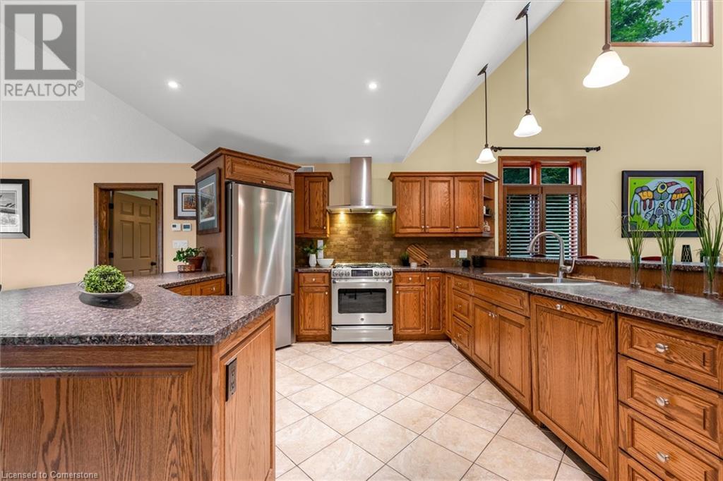 635 Millgrove Side Road, Waterdown, Ontario  L8B 0W7 - Photo 8 - 40743509