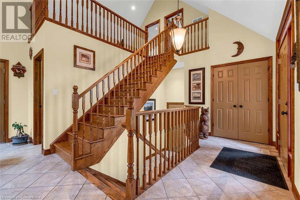 Property at 635 MILLGROVE Side Road image 5
