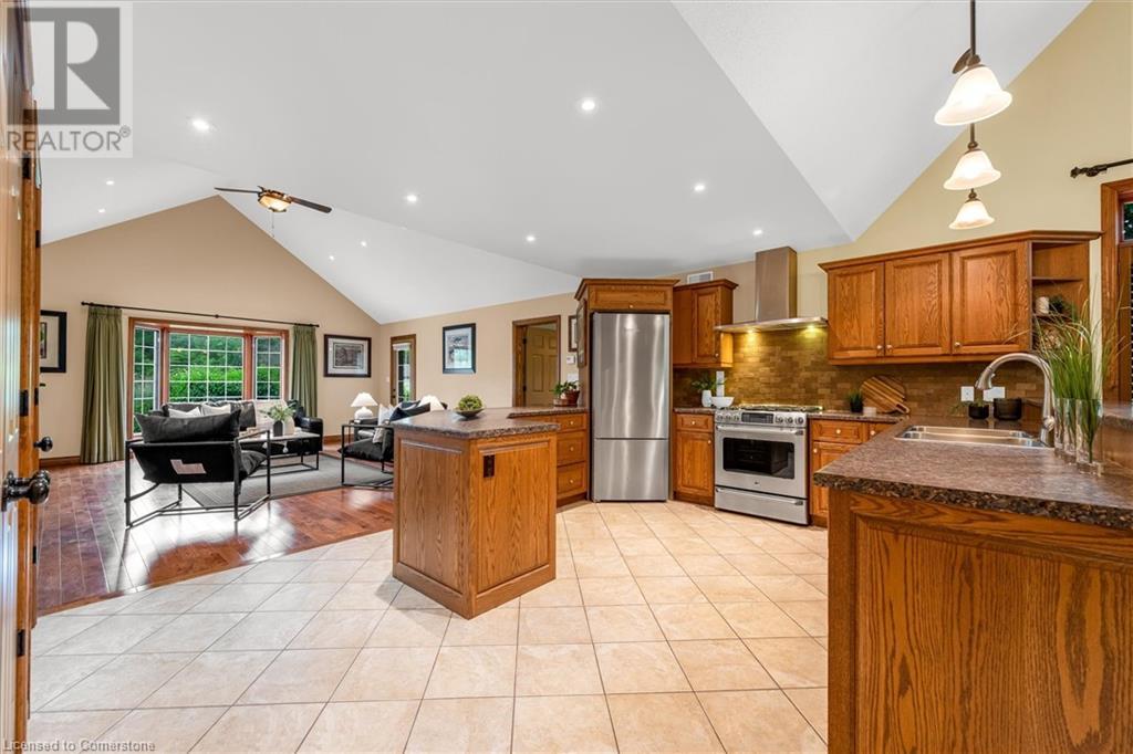 635 Millgrove Side Road, Waterdown, Ontario  L8B 0W7 - Photo 7 - 40743509