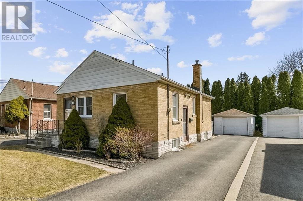 Property at 273 BOWMAN Street image 2