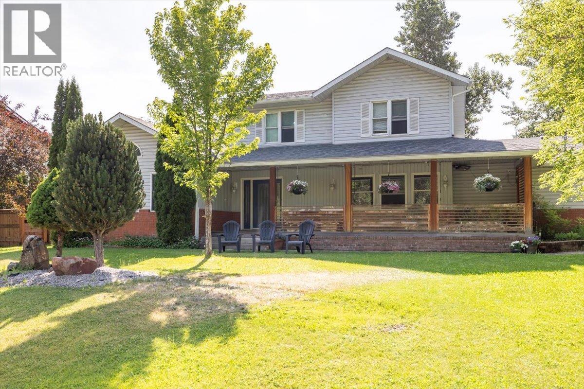 1102 12th Avenue, fernie, British Columbia