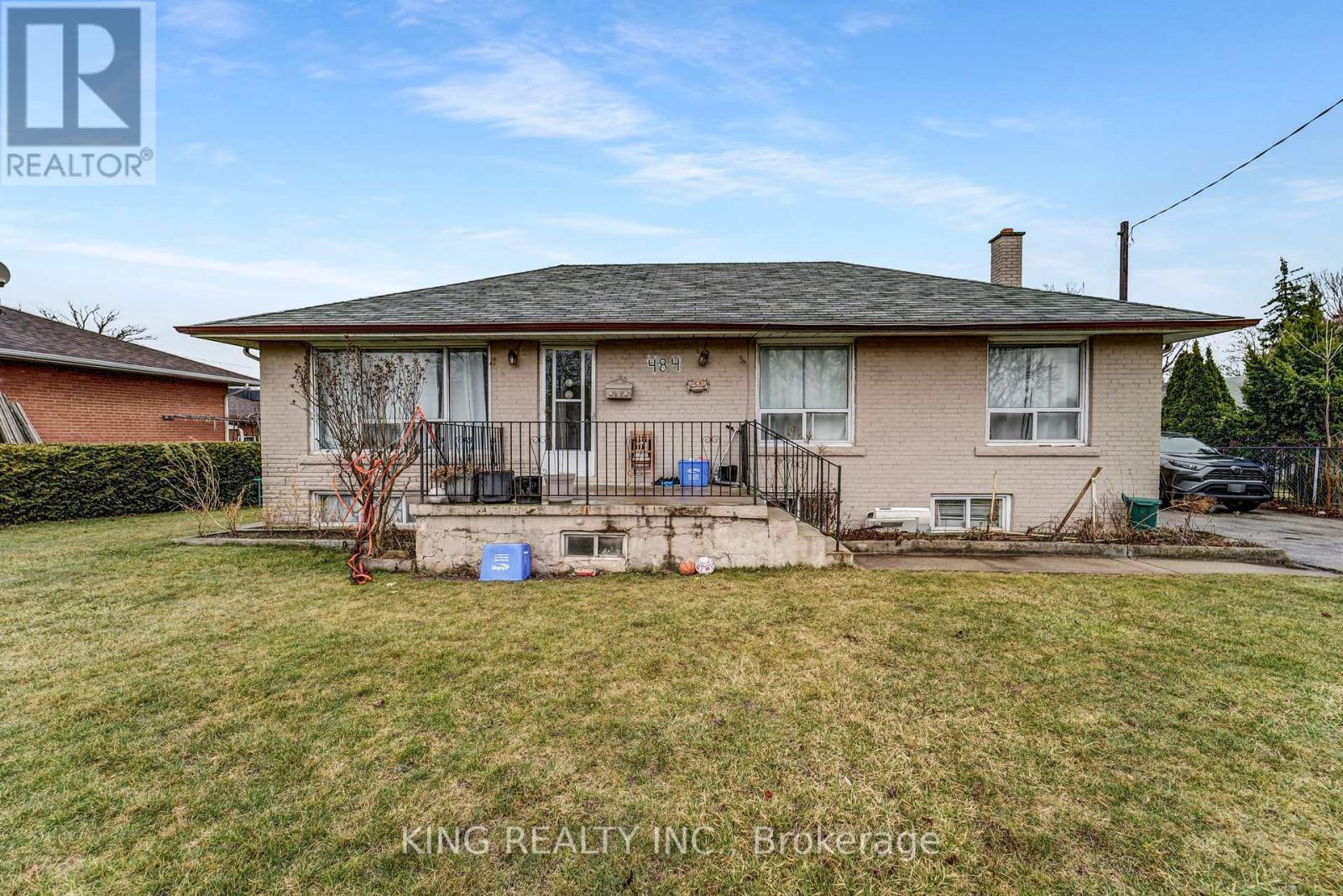 Property at 484 PINEGROVE ROAD image 3