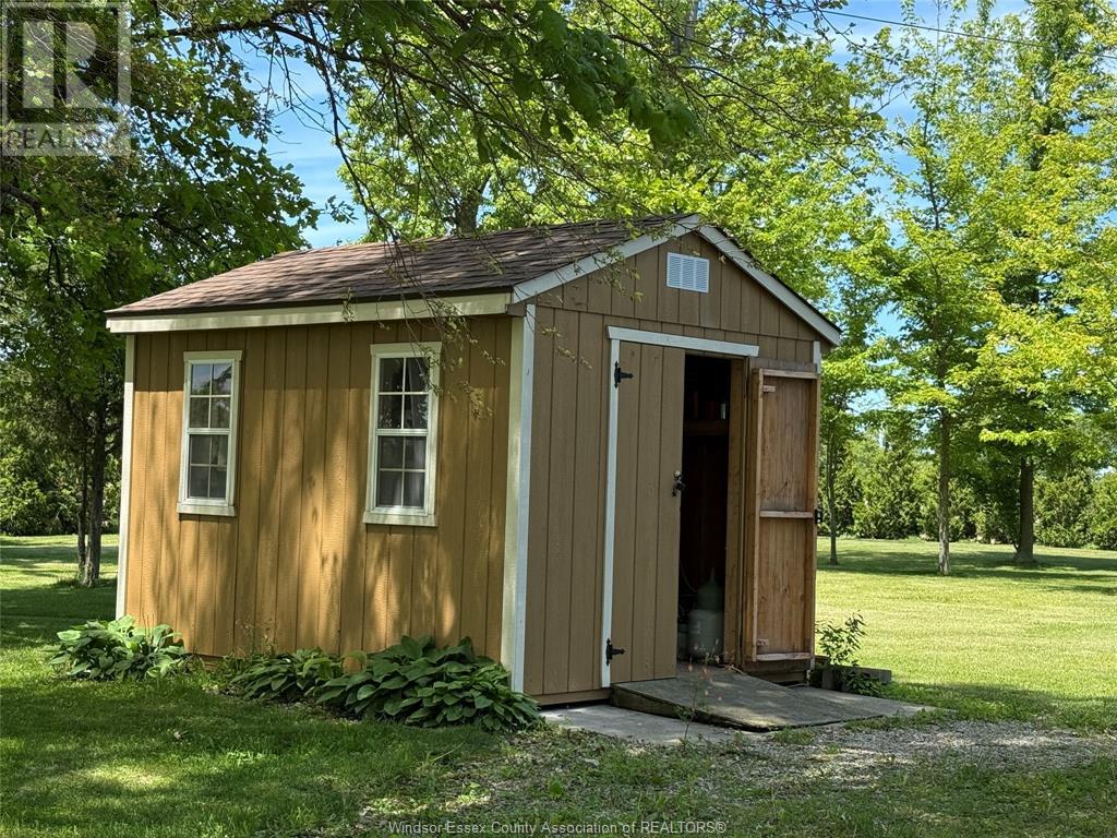 543 East West Road Road, Pelee Island, Ontario  N0R 1M0 - Photo 7 - 25015638