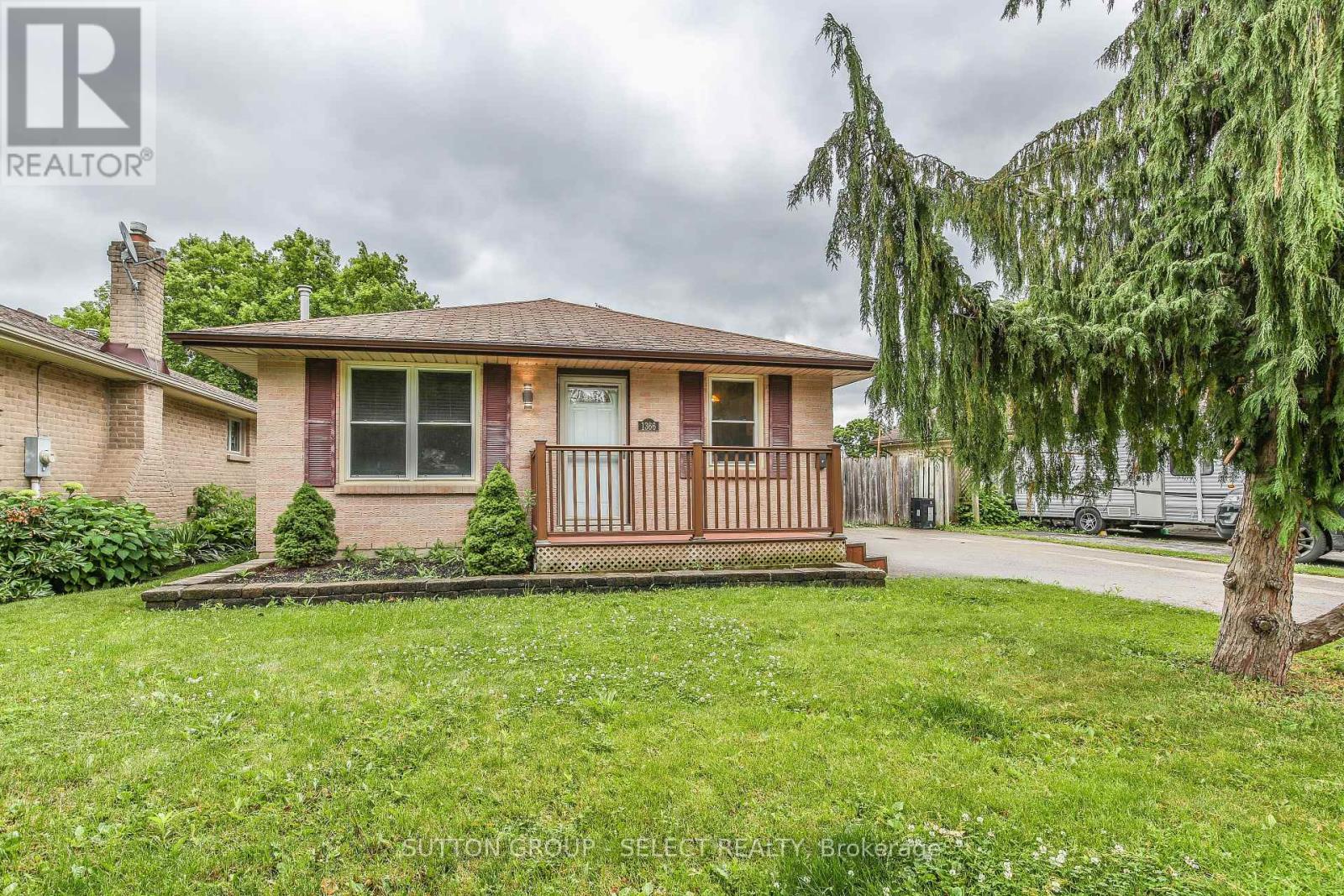 Property at 1366 ALDERSBROOK ROAD image 1