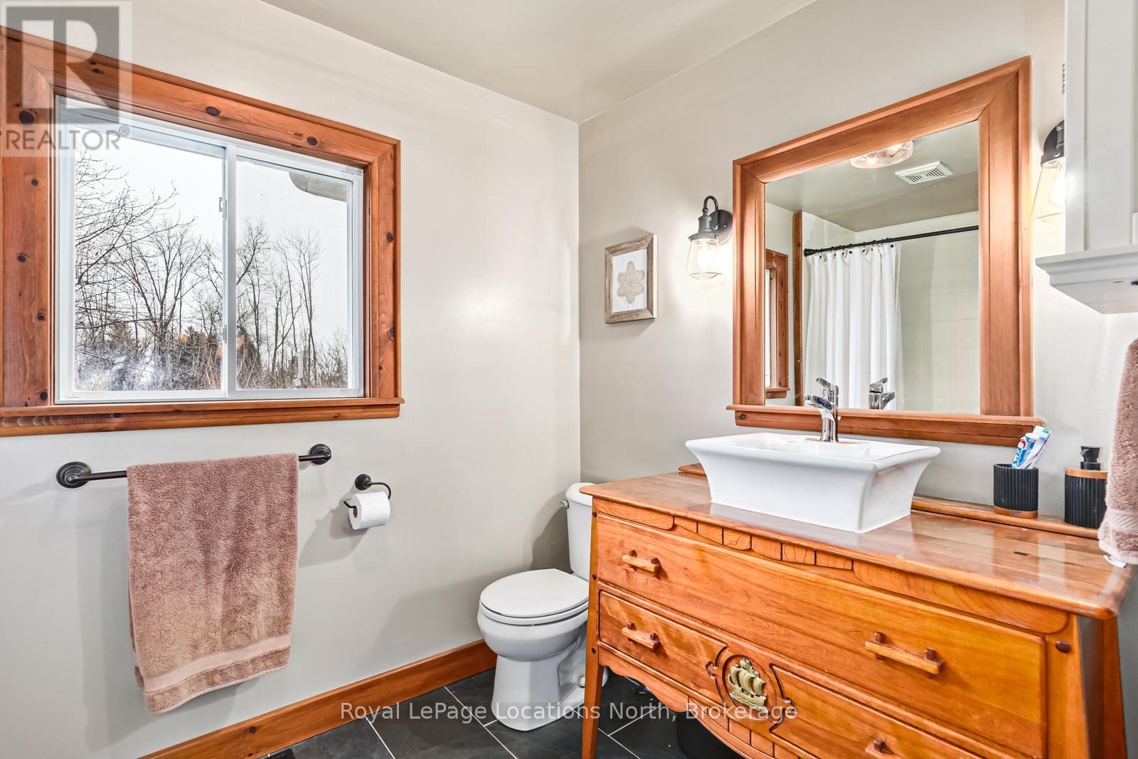 209009 26 Highway, Blue Mountains, Ontario  N0H 1J0 - Photo 17 - X12234887