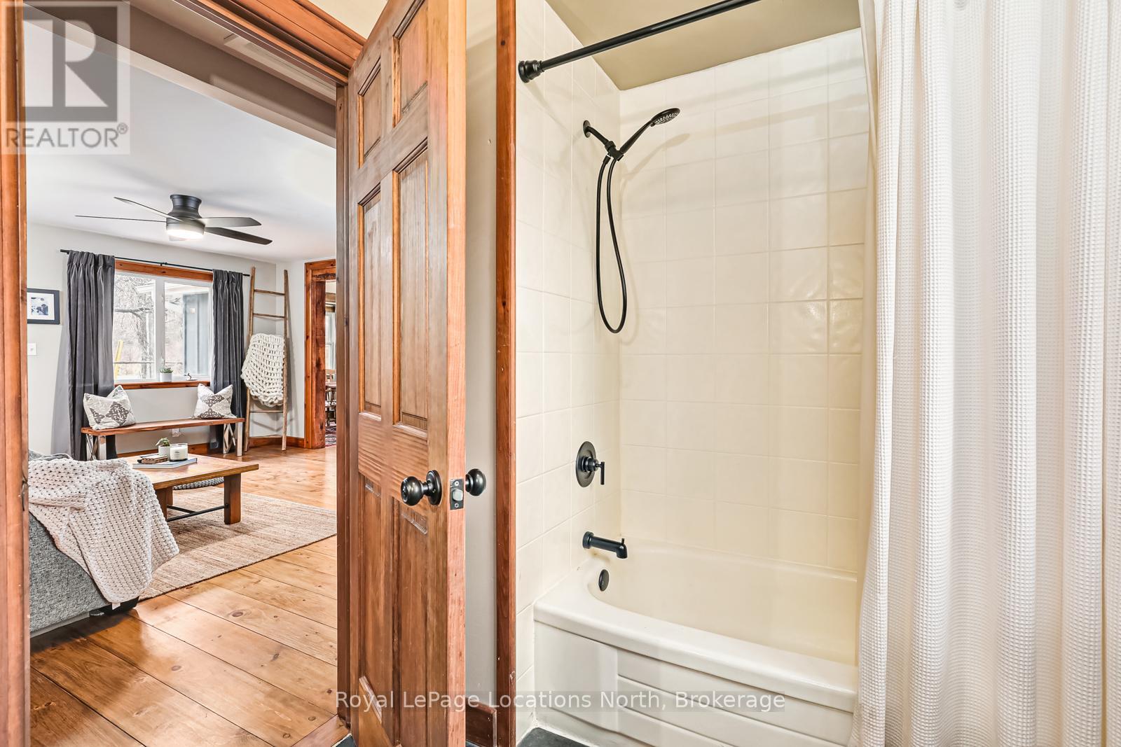 209009 26 Highway, Blue Mountains, Ontario  N0H 1J0 - Photo 18 - X12234887