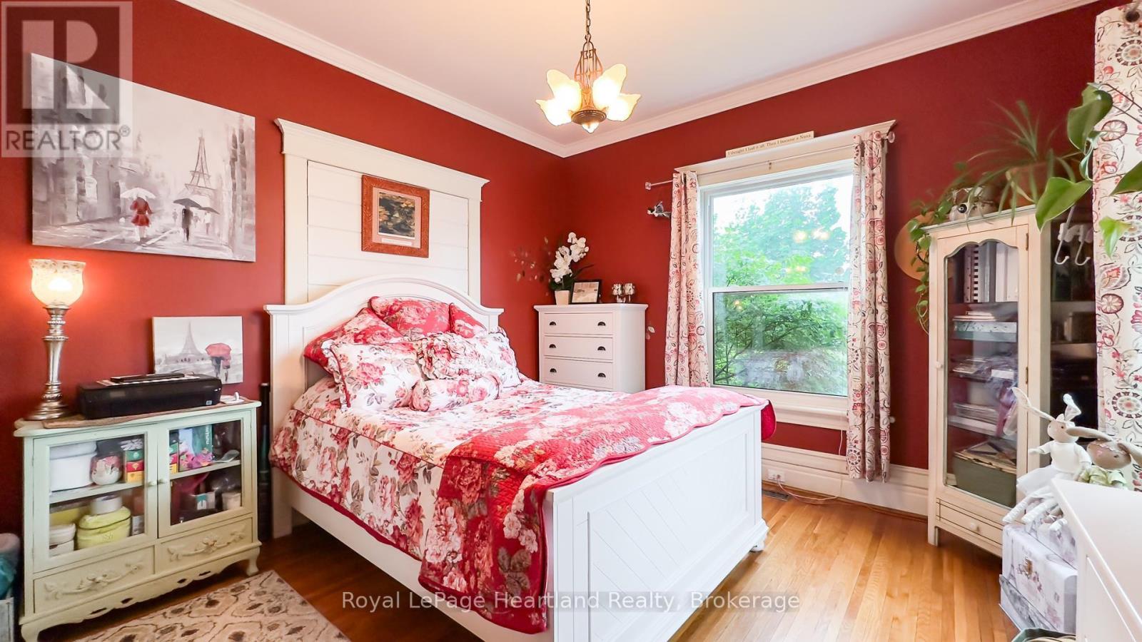 132 Elgin Avenue E, Goderich (Goderich (Town)), Ontario  N7A 1K6 - Photo 13 - X12234966
