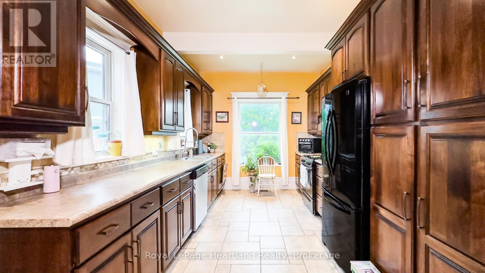 132 Elgin Avenue E, Goderich (Goderich (Town)), Ontario  N7A 1K6 - Photo 20 - X12234966