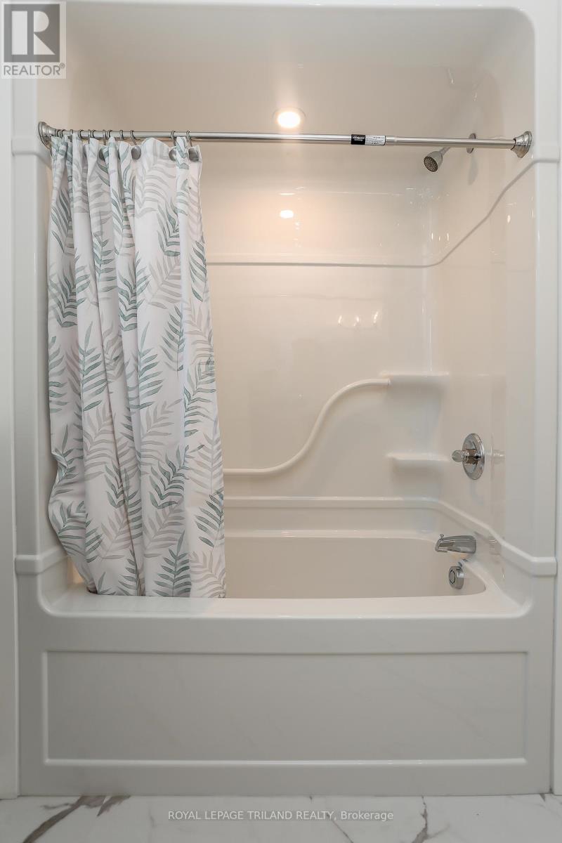 168 Renaissance Drive, St. Thomas, Ontario  N5R 0P1 - Photo 41 - X12107223