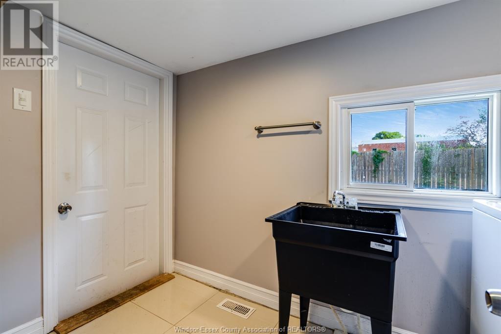 1672 Elgin Street, Kingsville, Ontario  N0P 2G0 - Photo 22 - 25015578