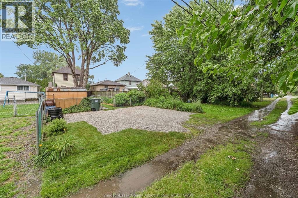 1467 Aubin, Windsor, Ontario  N8Y 4E3 - Photo 34 - 25015674