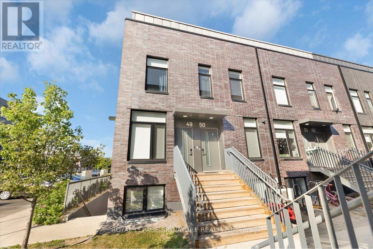 Property at 49 - 1740 SIMCOE STREET image 2