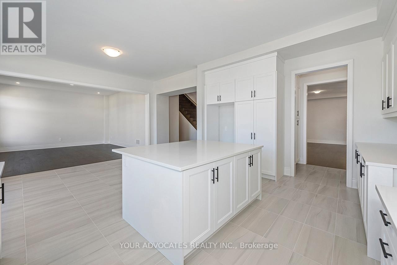 130 Rowe Street, Bradford West Gwillimbury, Ontario  L3Z 4M9 - Photo 11 - N12235000